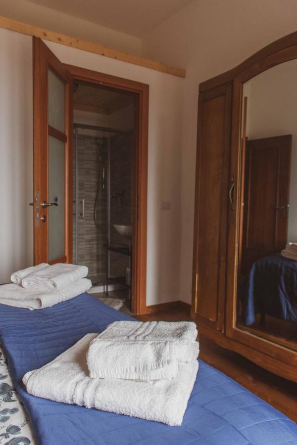 Bed And Breakfast Humus Sapiens Castiglione Chiavarese Buitenkant foto